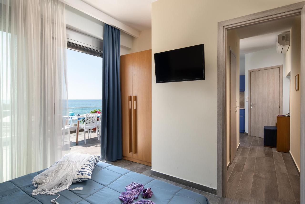 Almare Seaside Studios & Suites - Sarti Sithonia Exterior photo
