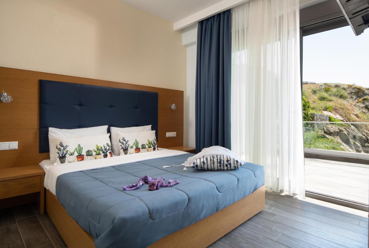 Almare Seaside Studios & Suites - Sarti Sithonia Exterior photo