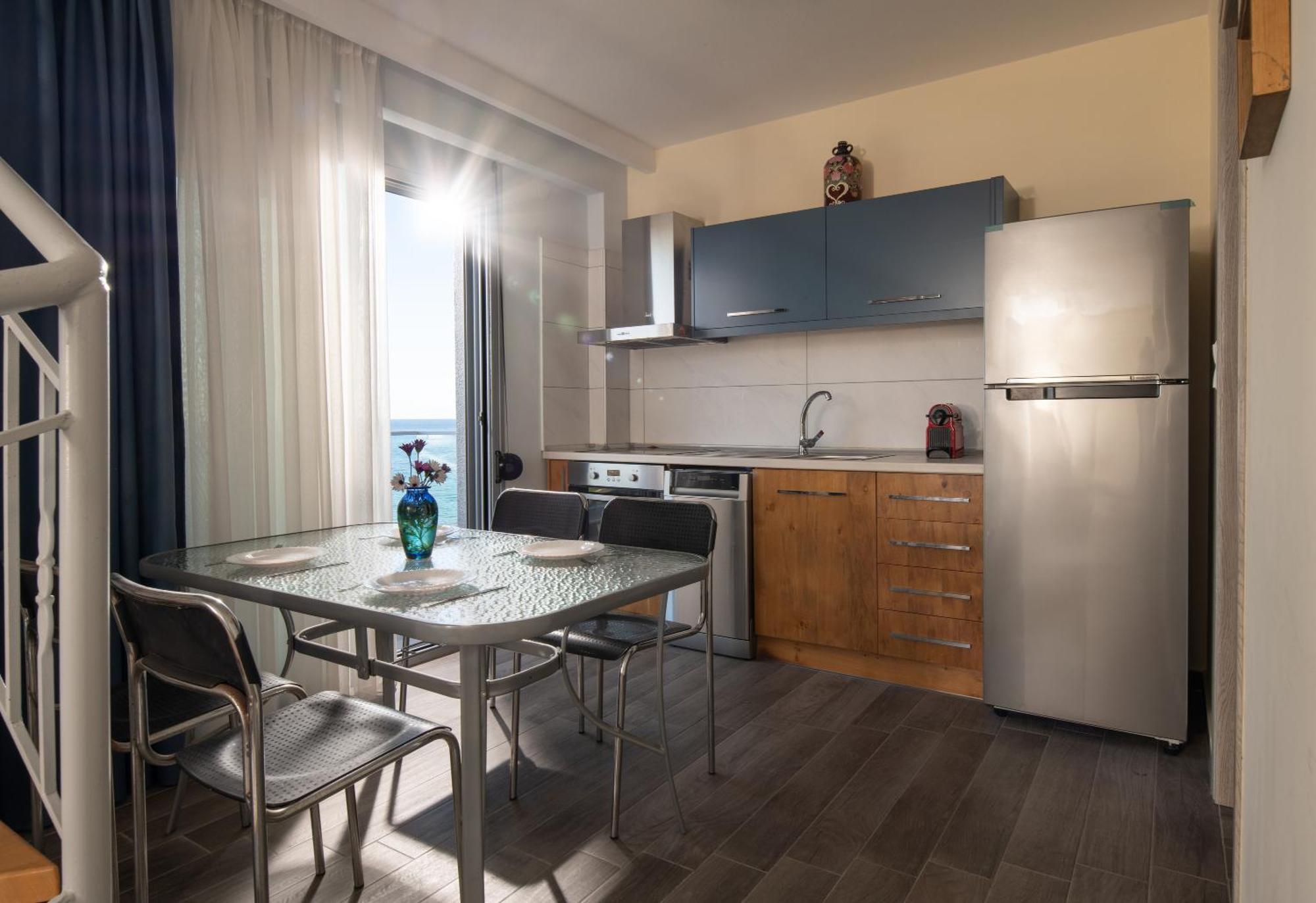 Almare Seaside Studios & Suites - Sarti Sithonia Exterior photo